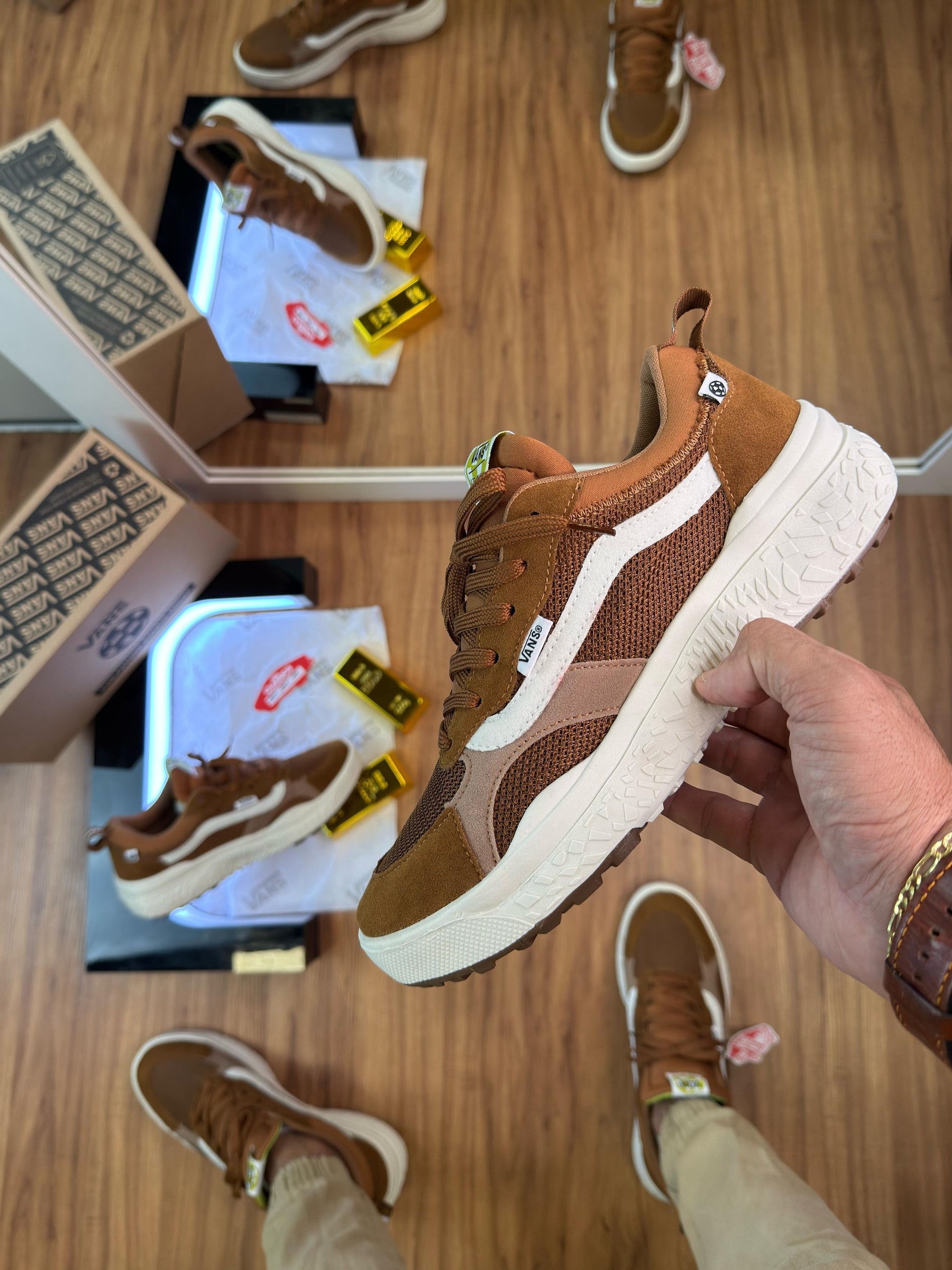 Vans Ultrarange Neo VR3 "Brown"