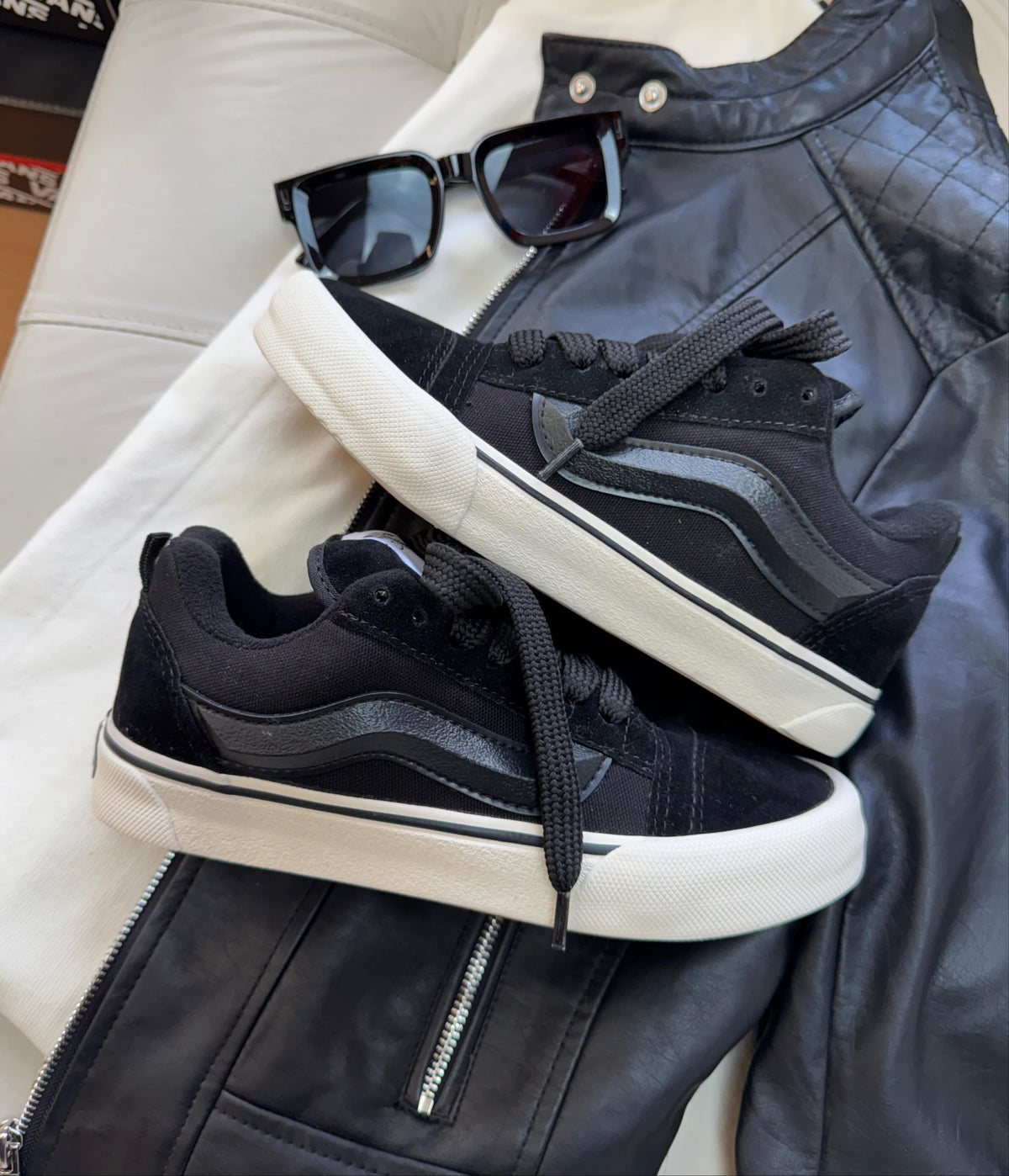Vans Knu Skool "True Black"