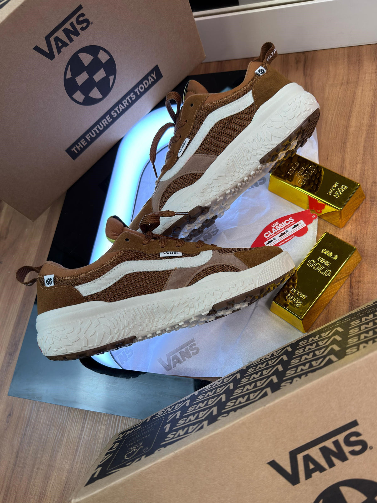 Vans Ultrarange Neo VR3 "Brown"